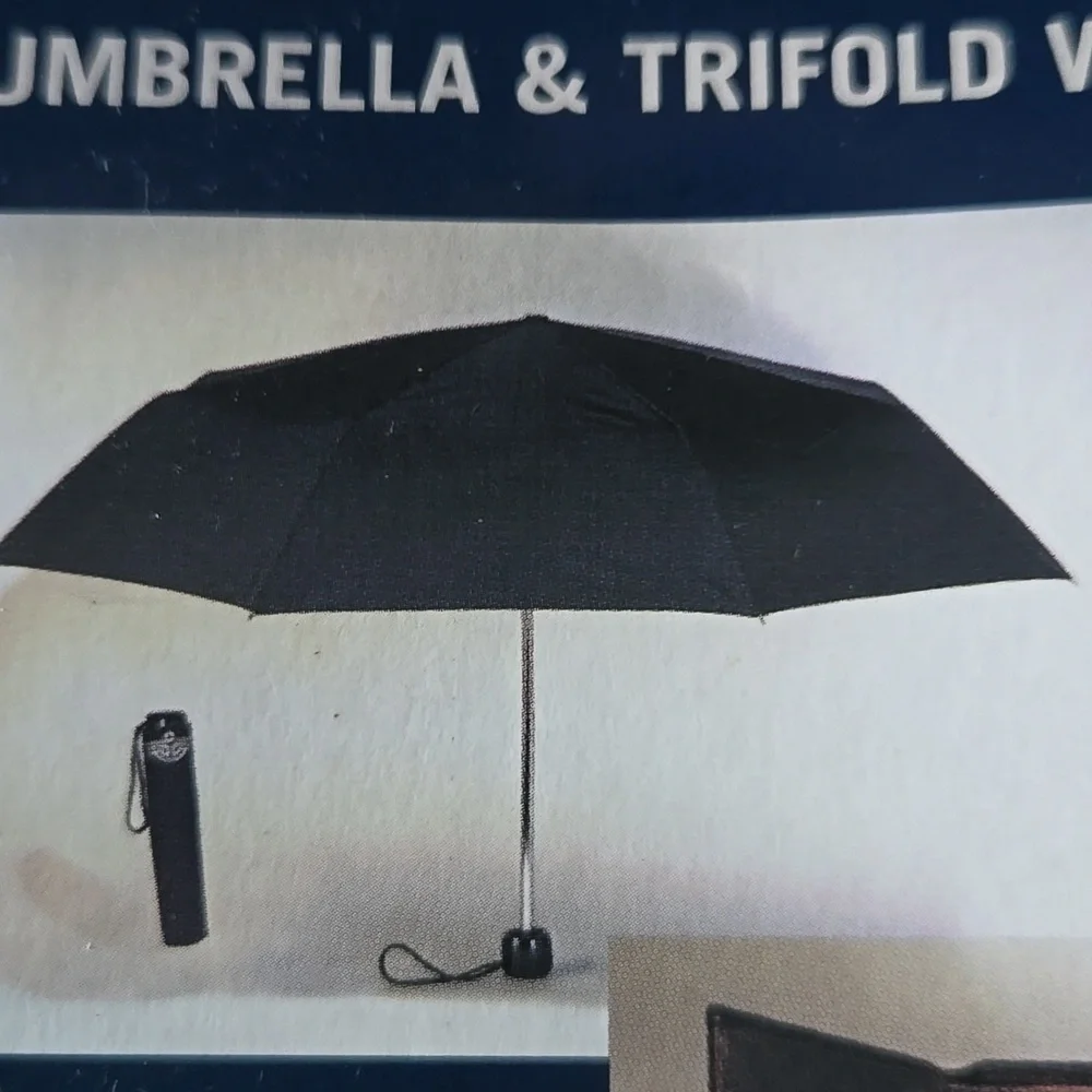 Dockers Black Umbrella and Tri-Fold Black Leather Wallet Set - NEW